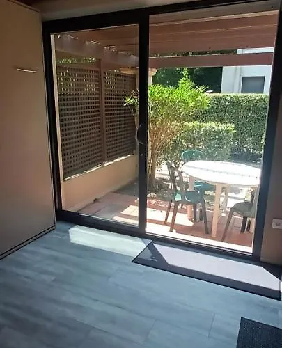 Les Bastides Au Calme Joli Avec Terrasse - Parking - Piscine - Clim * 圣西普里安